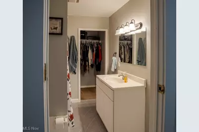 397 Wonder Lake Drive, Akron, OH 44319 - Photo 13