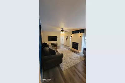 397 Wonder Lake Drive, Akron, OH 44319 - Photo 7