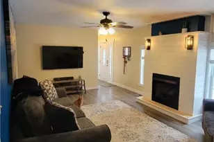 397 Wonder Lake Dr, Akron, OH 44319 - Photo 7