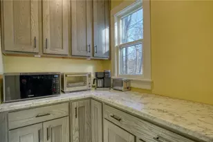 410 N 15th St, Cambridge, OH 43725 - Photo 15