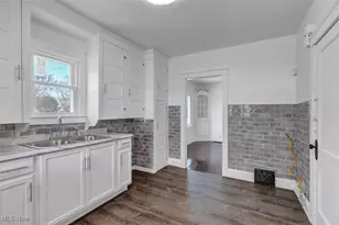 11412 Tuscora Ave, Loveland, OH 44108 - Photo 7