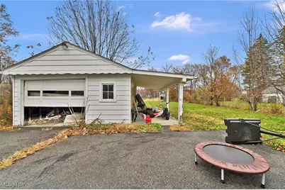 1863 E 37th Street, Lorain, OH 44055 - Photo 5