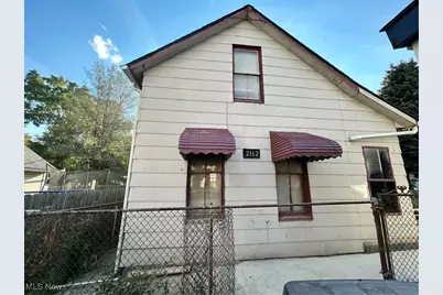 2162 Fulton Road, Loveland, OH 44113 - Photo 7