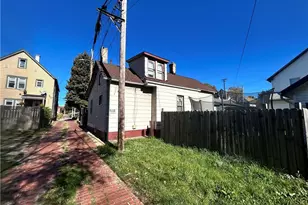 2162 Fulton Rd, Loveland, OH 44113 - Photo 5