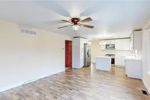 2135 Rankin Dr, Ravenna, OH 44266 - Photo 9