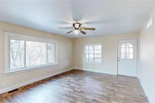 2135 Rankin Dr, Ravenna, OH 44266 - Photo 11