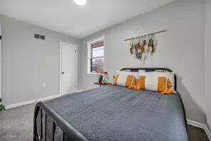 985 Clement St, Akron, OH 44306 - Photo 15