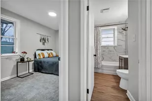 985 Clement St, Akron, OH 44306 - Photo 17