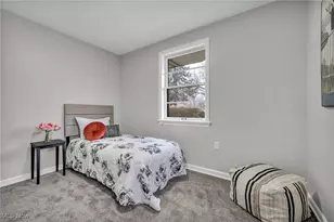 985 Clement St, Akron, OH 44306 - Photo 21