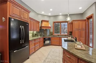 425 Woodside Ave, Jefferson, OH 44047 - Photo 11