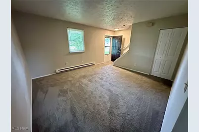 221 Brunswick Drive #B, Elyria, OH 44035 - Photo 5