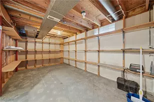 6686 Hogan Way NW, Canton, OH 44718 - Photo 35