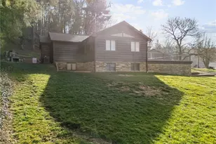 9480 Lakewood Dr NE, Mineral City, OH 44656 - Photo 5