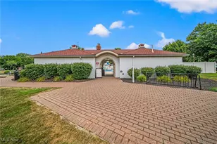 15 Meadowlawn Dr, Mentor, OH 44060 - Photo 35