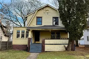 325 Grace Ave, Akron, OH 44320 - Photo 1