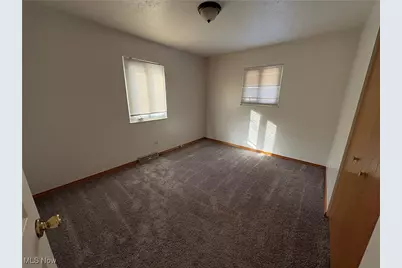 1321 Sparhawk Avenue, Akron, OH 44305 - Photo 7