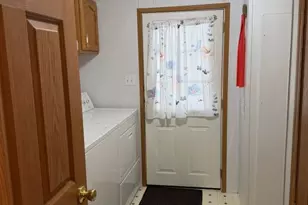 73 Periwinkle Dr, Olmsted Twp, OH 44138 - Photo 11