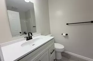 312 E 21st St, Dover, OH 44622 - Photo 11