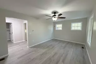 312 E 21st St, Dover, OH 44622 - Photo 3