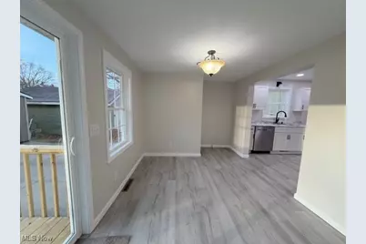 312 E 21st Street, Dover, OH 44622 - Photo 9