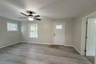 312 E 21st St, Dover, OH 44622 - Photo 5