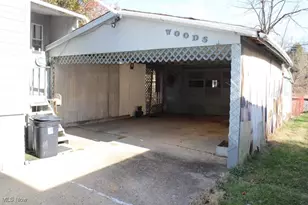 140 S Valley St, Corning, OH 43730 - Photo 5