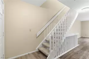 9279 Hickory Ridge Dr, Streetsboro, OH 44241 - Photo 5