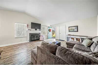 6780 Farmingdale Lane, Mentor, OH 44060 - Photo 15