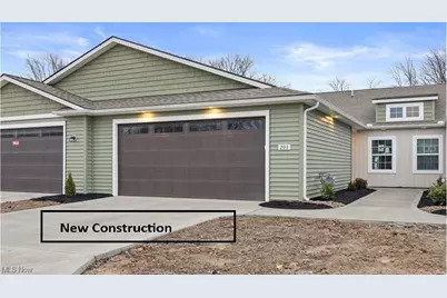 208 Alexander Drive, Elyria, OH 44035 - Photo 1