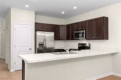 208 Alexander Drive, Elyria, OH 44035 - Photo 15