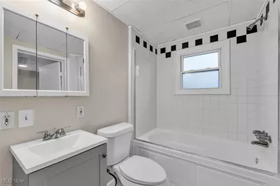 15008 Sylvia Avenue, Loveland, OH 44110 - Photo 15