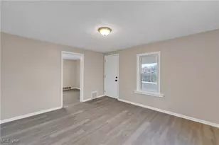 15008 Sylvia Ave, Loveland, OH 44110 - Photo 17