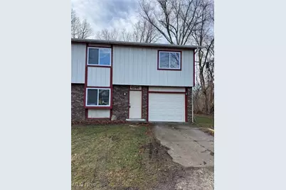 4250 S Main Street, Akron, OH 44319 - Photo 1