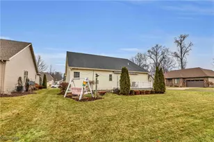 4401 Abbey Rd W, Canfield, OH 44406 - Photo 39