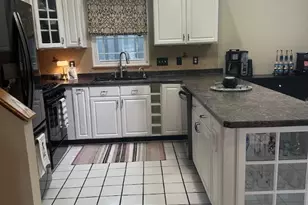 148 Pine Hollow Cir, Chardon, OH 44024 - Photo 7