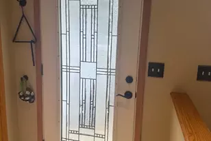 148 Pine Hollow Cir, Chardon, OH 44024 - Photo 3