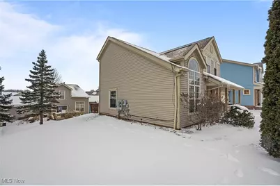 8690 Foxwood Circle, Macedonia, OH 44056 - Photo 21