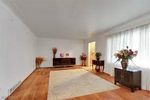 5424 Fairtree Rd, Huber Heights, OH 44146 - Photo 5