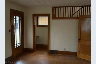 345 Wabash Avenue S, Brewster, OH 44613 - Photo 5