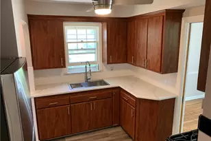 3596 Lindholm Rd, Huber Heights, OH 44120 - Photo 3