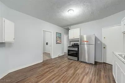 5678 Hamlet Avenue, Loveland, OH 44127 - Photo 9