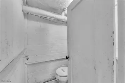 1901 Parkway Drive, Cleveland Heights, OH 44118 - Photo 27