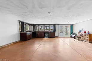 81 Cherry Dr NW, North Canton, OH 44720 - Photo 35