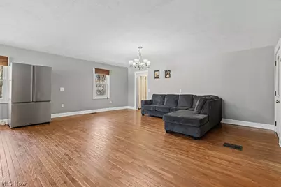 81 Cherry Drive NW, North Canton, OH 44720 - Photo 17