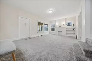 225 Cranz Pl, Akron, OH 44310 - Photo 5