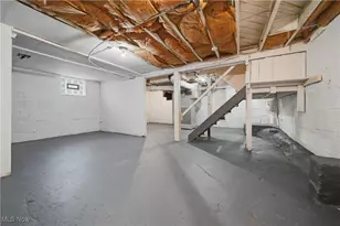 225 Cranz Pl, Akron, OH 44310 - Photo 29