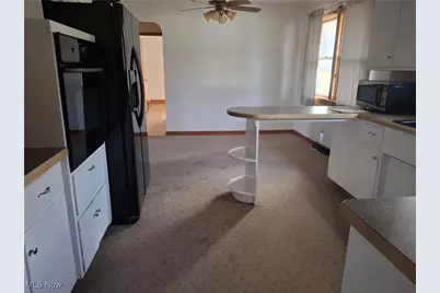 2444 Janice, Worthington, OH 44470 - Photo 3