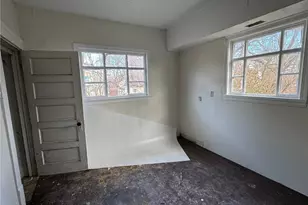 1011 Laurel Ave, Akron, OH 44307 - Photo 9