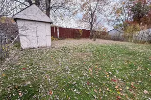 3380 Sunnybrooke Dr, Youngstown, OH 44511 - Photo 17