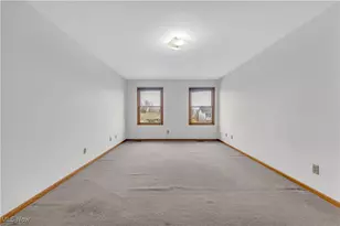 2080 Marwood Cir, Alliance, OH 44601 - Photo 17